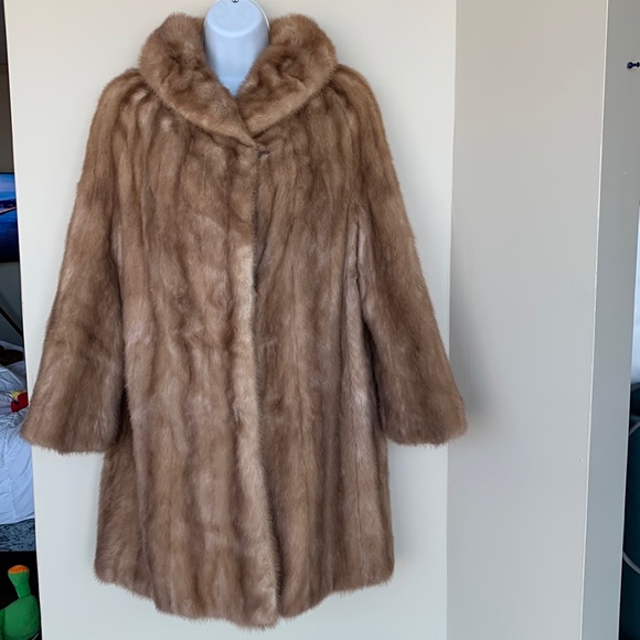 Jackets & Blazers - Canada Majestic Mink  -Vintage Real Mink Fur